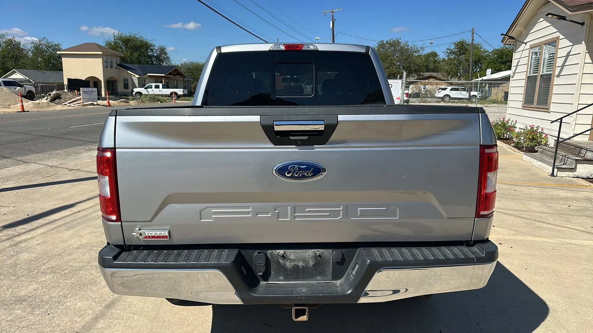 Used 2020 Ford F150 XLT w/ Equipment Group 302A Luxury AWD/4WD image 4