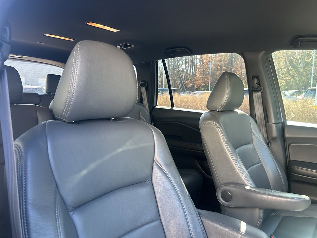 Used 2022 Honda Pilot Sport image 18