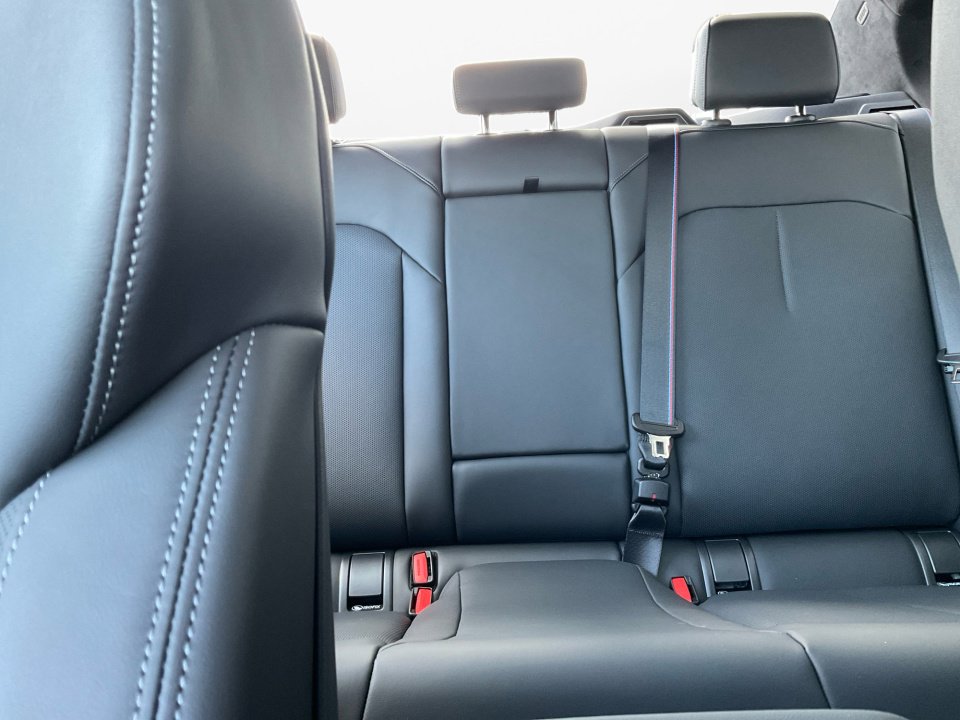 Used 2026 BMW M5 w/ Executive Package image 12