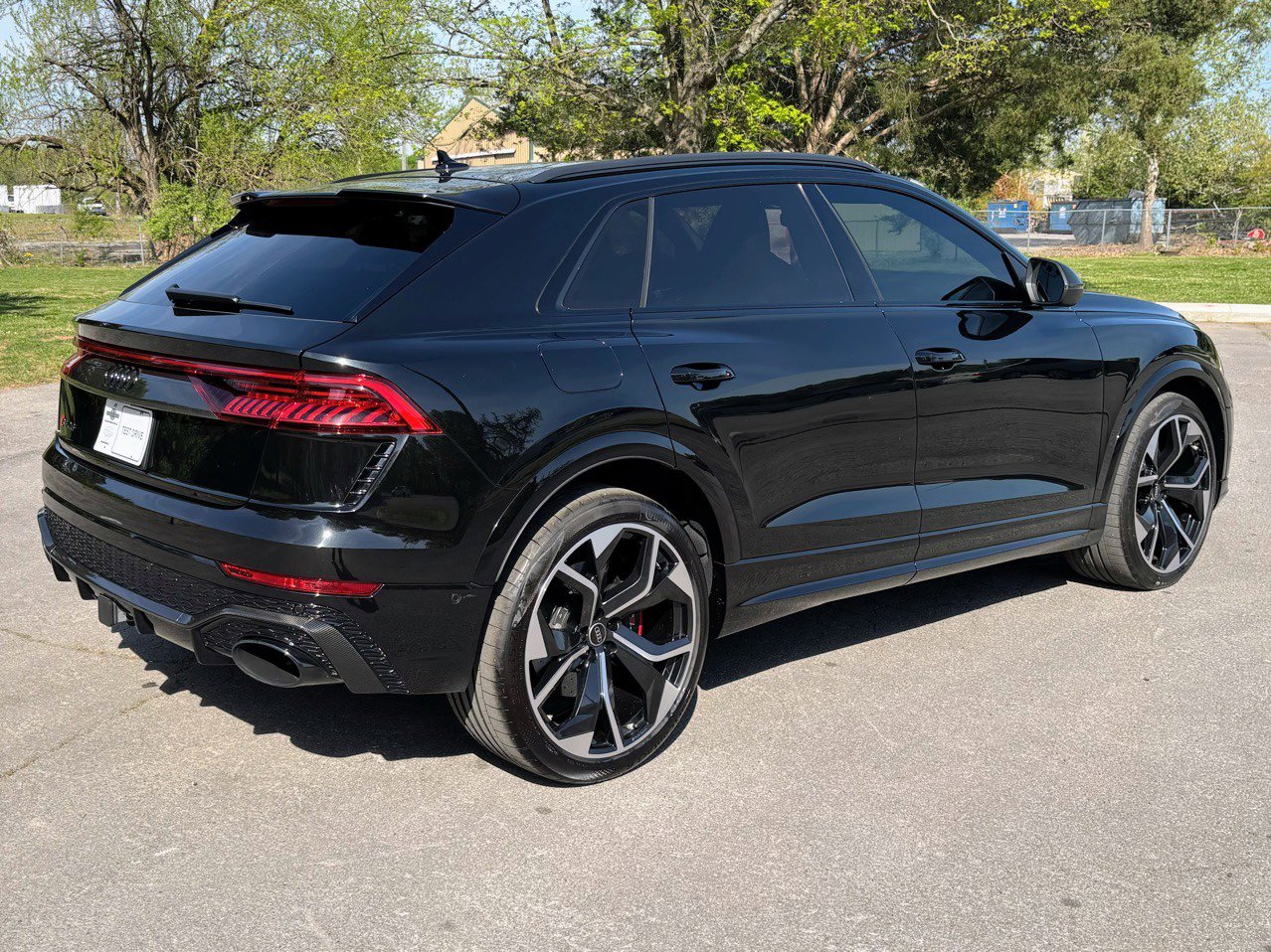 Used 2023 Audi RS Q8 w/ Black Optic Package image 3