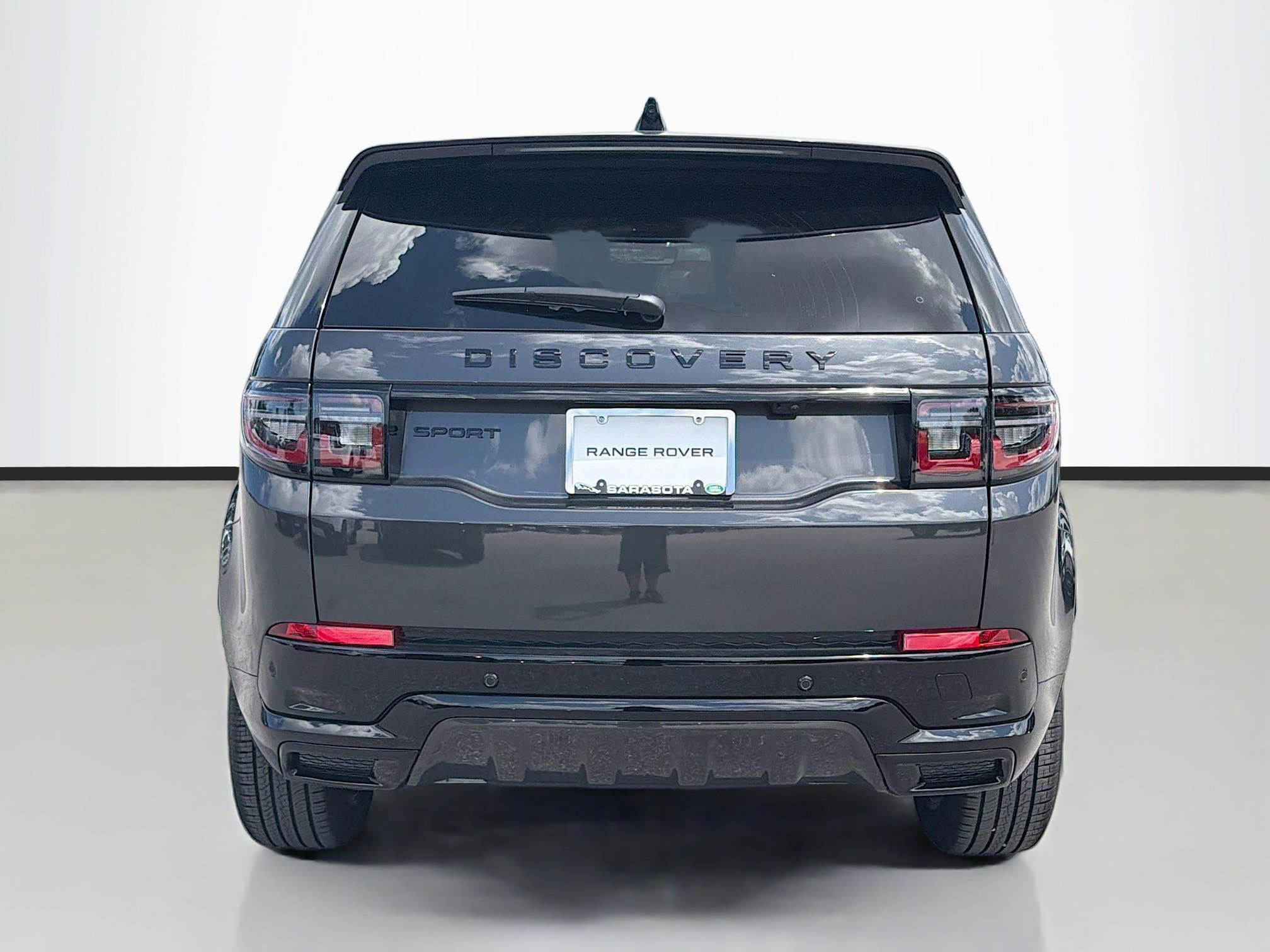 New 2026 Land Rover Discovery Sport Landmark AWD/4WD image 4