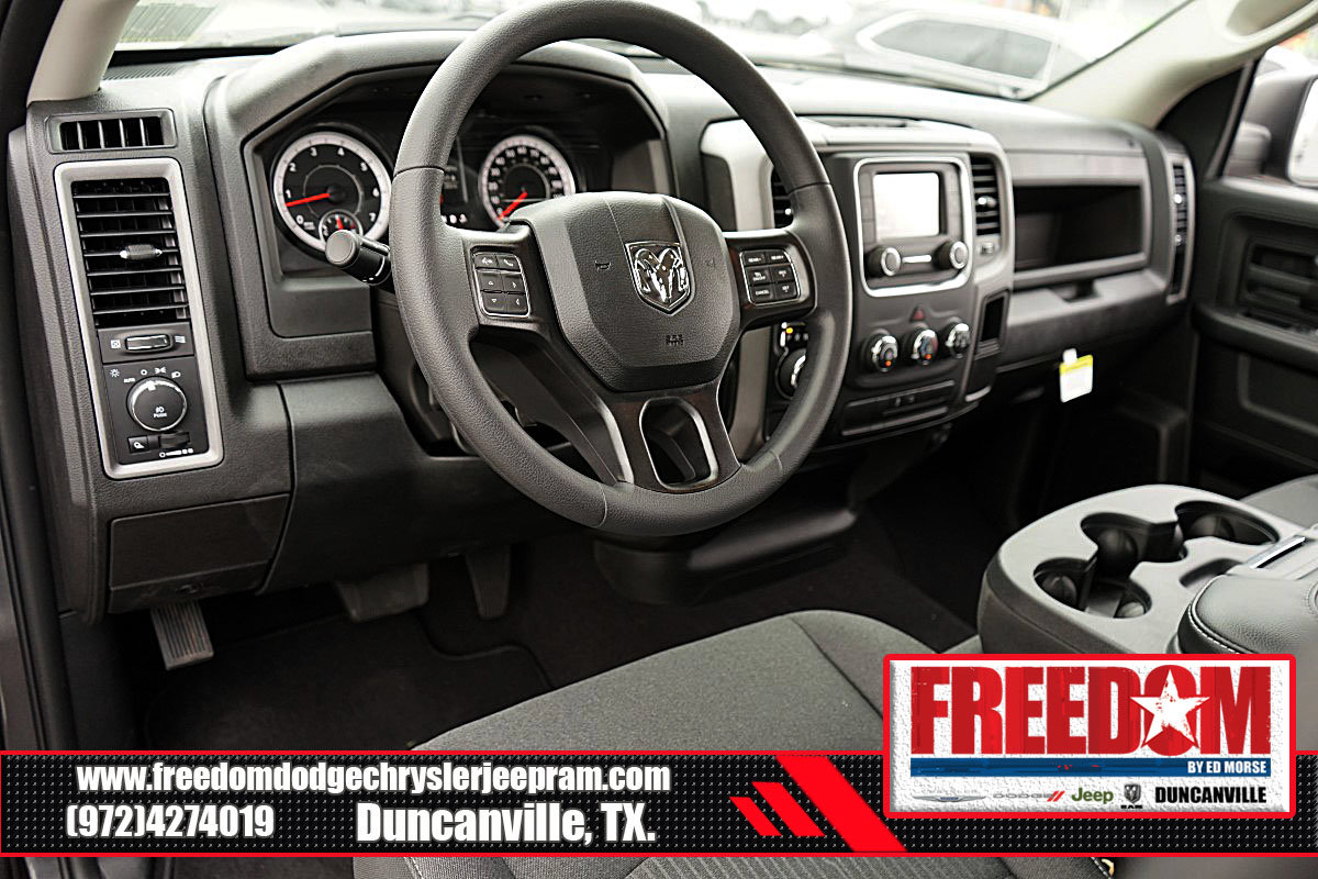 Used 2024 RAM 1500 Classic Tradesman RWD image 10