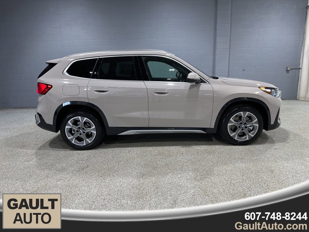 New 2026 BMW X1 xDrive28i w/ Convenience Package image 2
