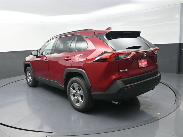 Used 2025 Toyota RAV4 XLE image 6