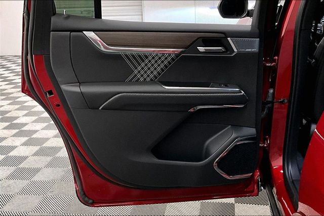 Used 2025 GMC Acadia Denali w/ Super Cruise Package image 21