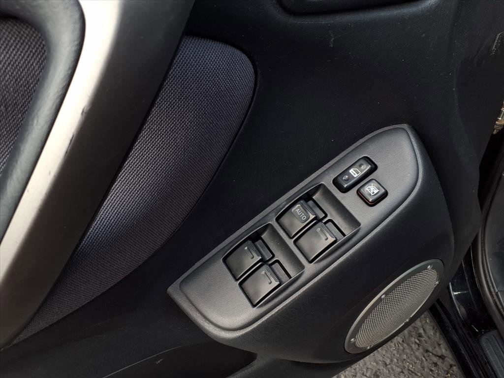 Used 2004 Toyota RAV4 2WD image 16