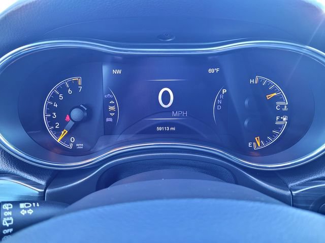 Used 2019 Jeep Grand Cherokee Altitude AWD/4WD image 21