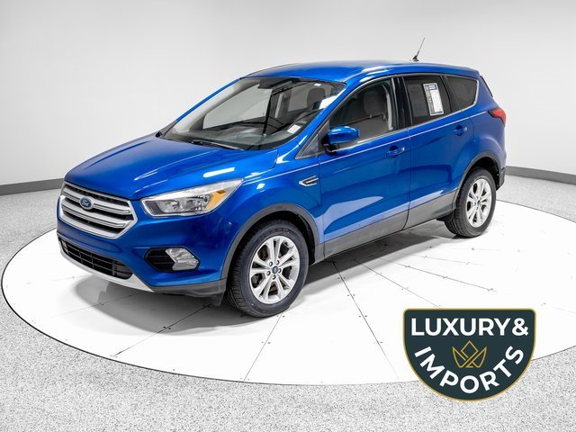Used 2019 Ford Escape SE image 1