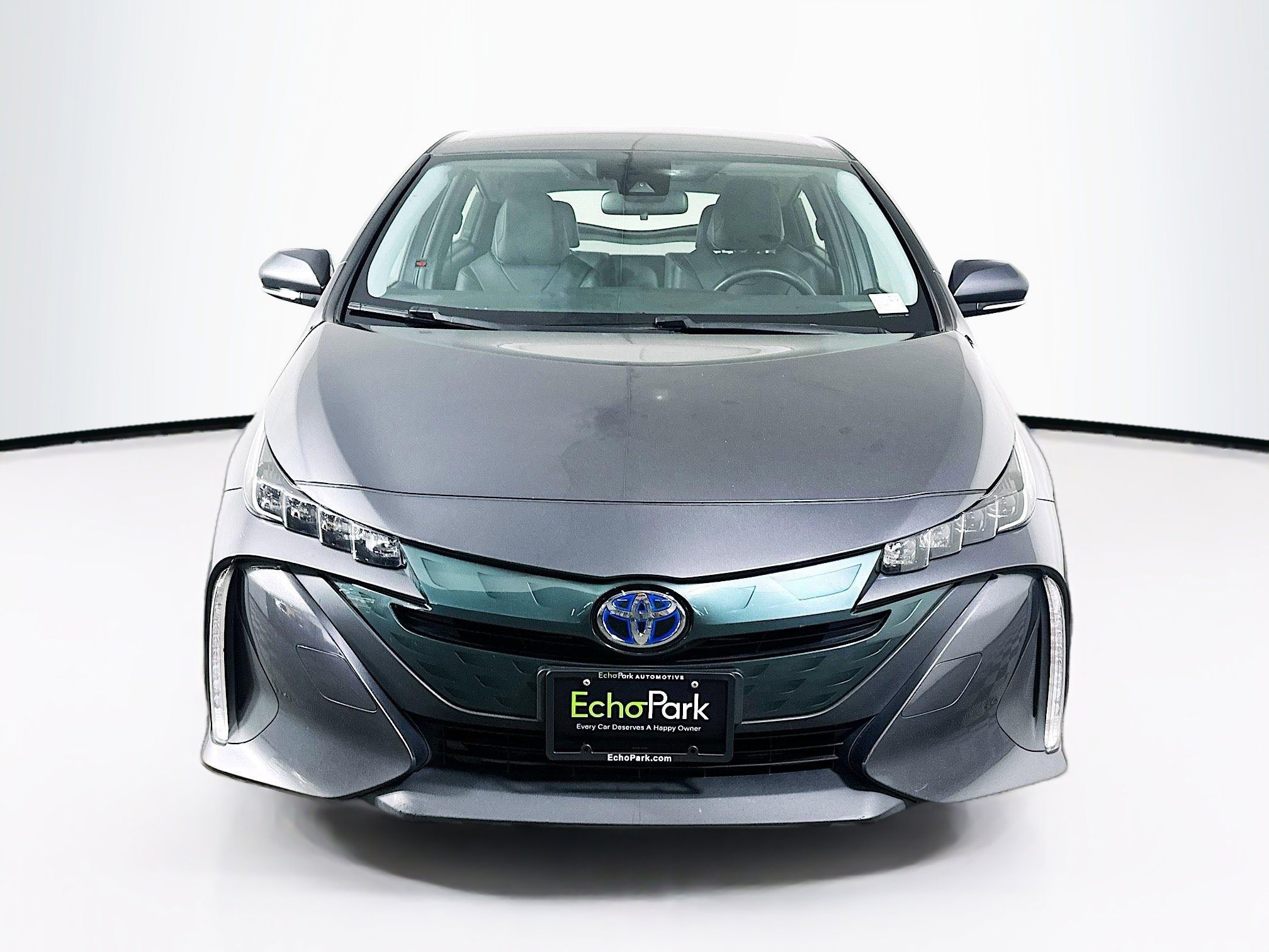 Used 2019 Toyota Prius Prime Premium FWD image 2