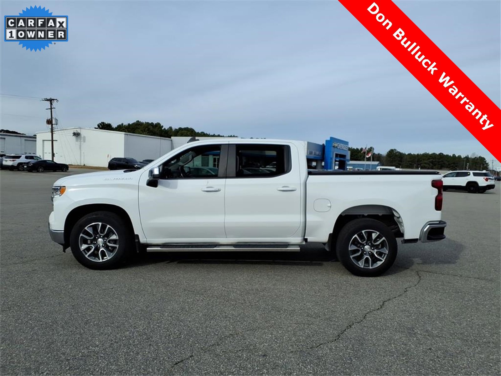 Used 2022 Chevrolet Silverado 1500 LT image 2
