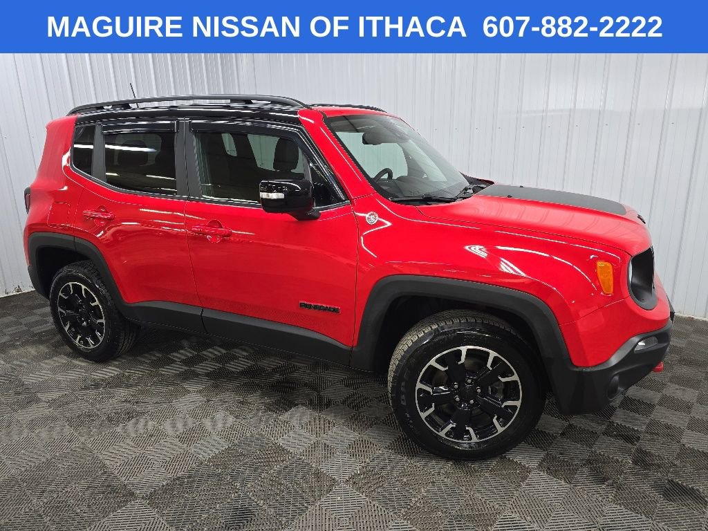Used 2023 Jeep Renegade Trailhawk w/ Trailhawk Elite Group AWD/4WD image 1
