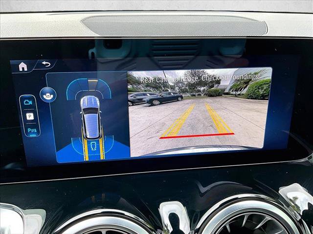 Used 2025 Mercedes-Benz GLB 250 image 23