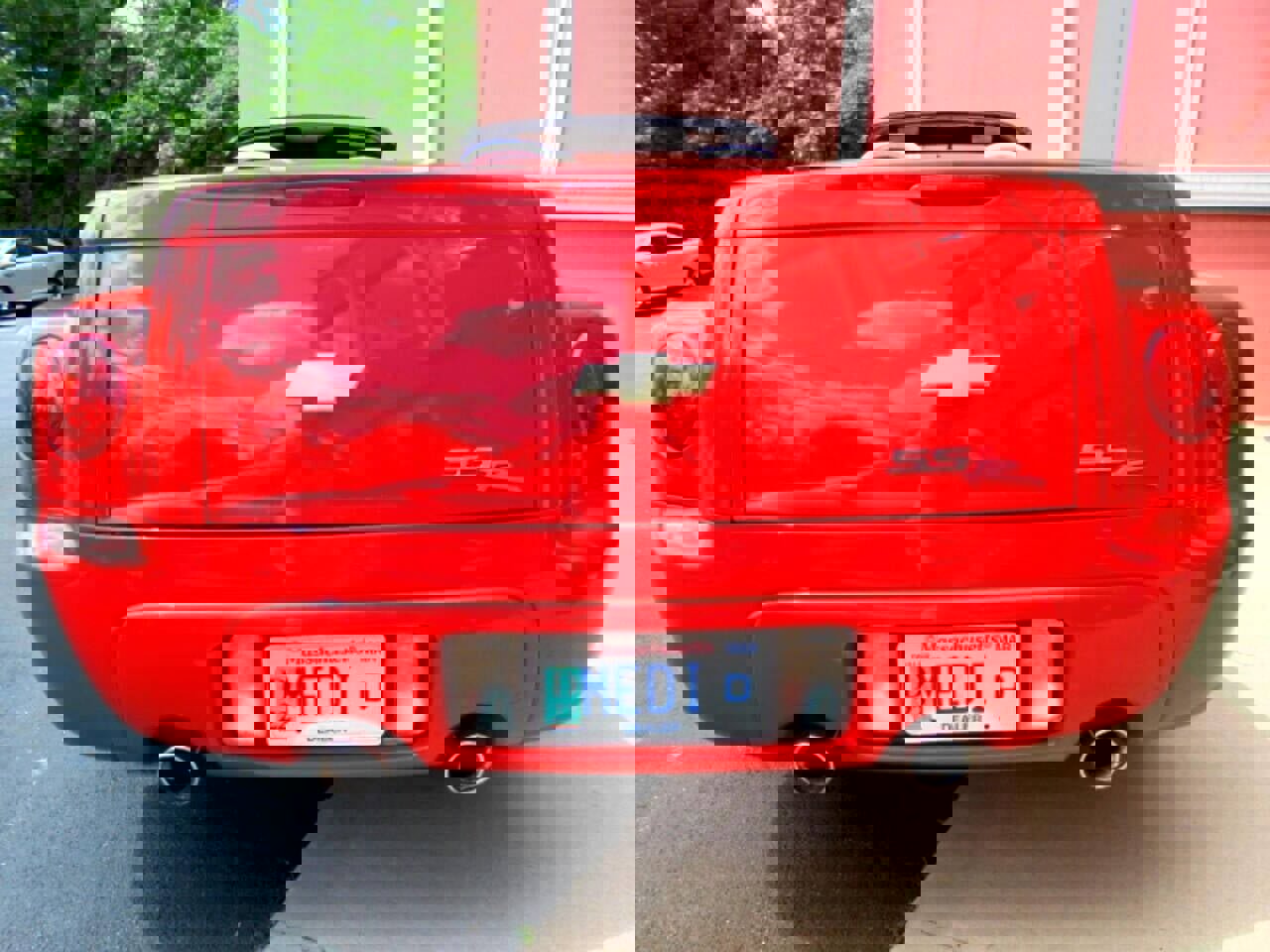 Used 2005 Chevrolet SSR w/ Preferred Equipment Group RWD image 38