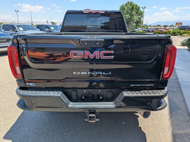 Used 2020 GMC Sierra 2500 Denali w/ Denali Ultimate Package AWD/4WD image 4