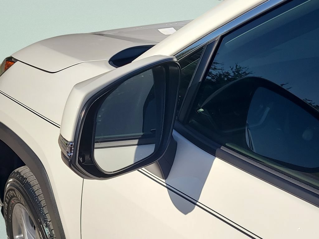 Certified 2025 Toyota RAV4 XLE AWD/4WD image 25