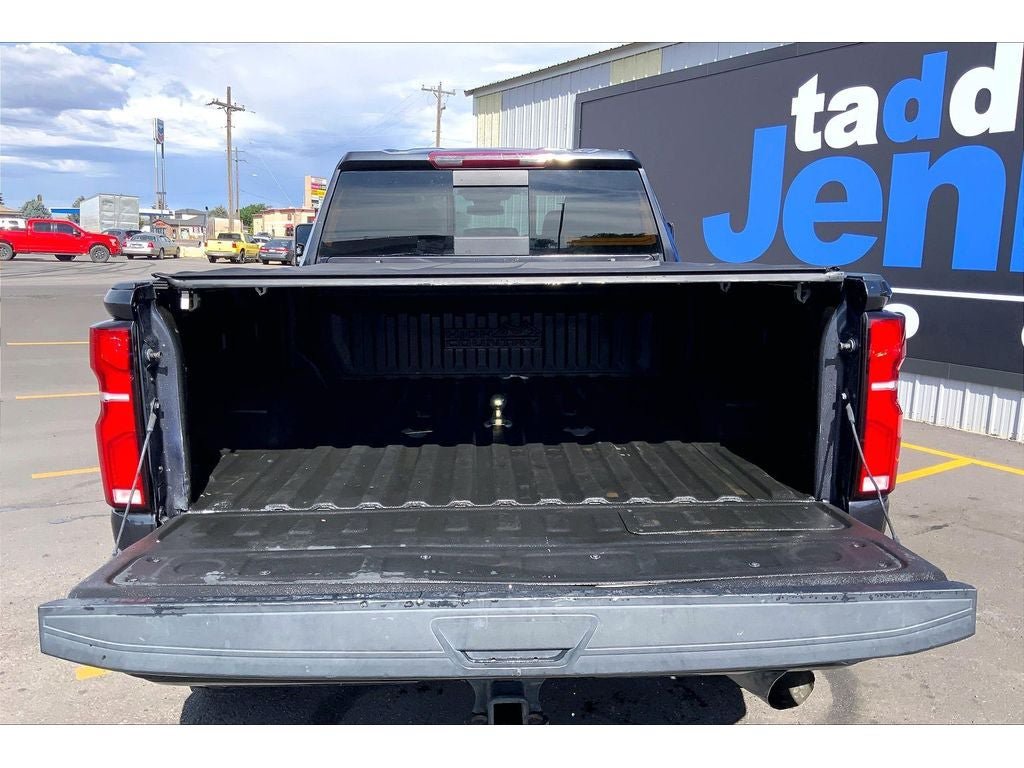 Used 2024 Chevrolet Silverado 3500 LTZ w/ LTZ Convenience Package AWD/4WD image 11