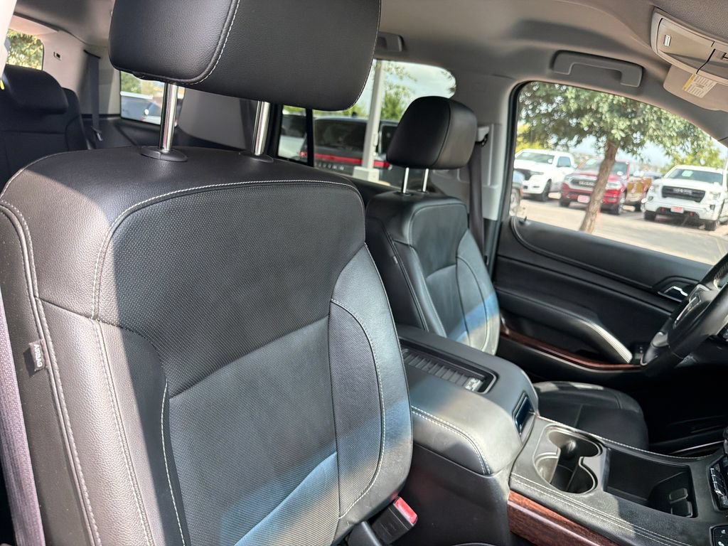 Used 2017 GMC Yukon SLT w/ HD Trailering Package RWD image 39