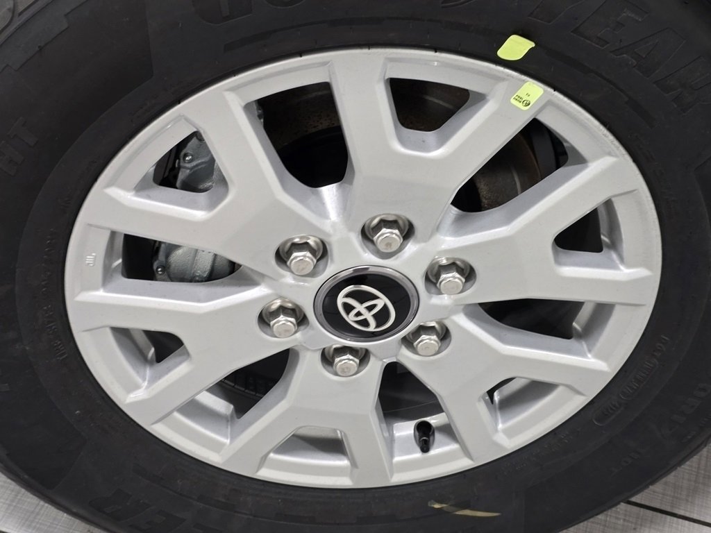 New 2026 Toyota Tacoma SR5 image 8