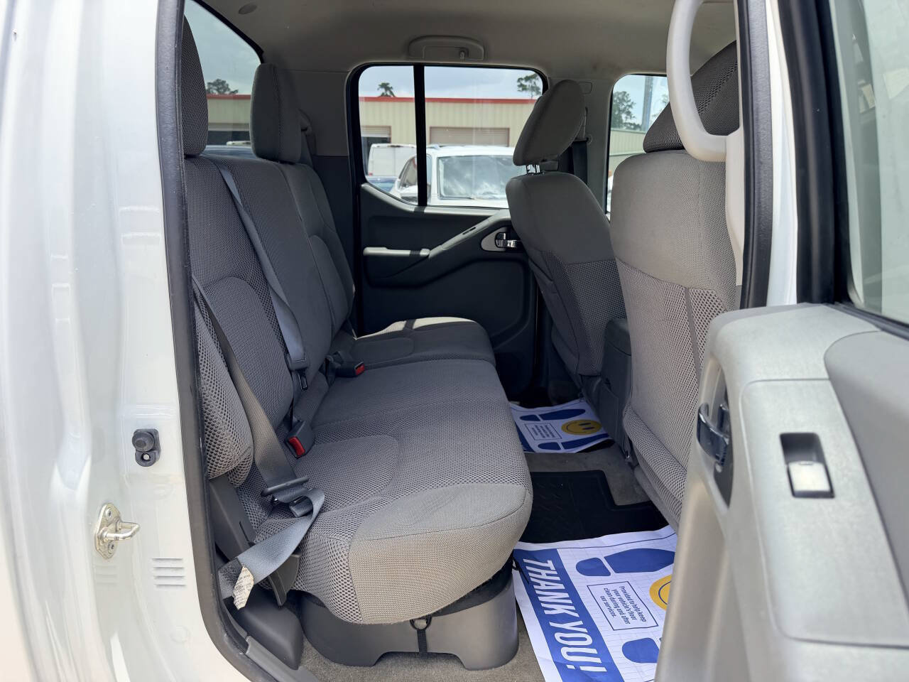 Used 2017 Nissan Frontier SV AWD/4WD image 18