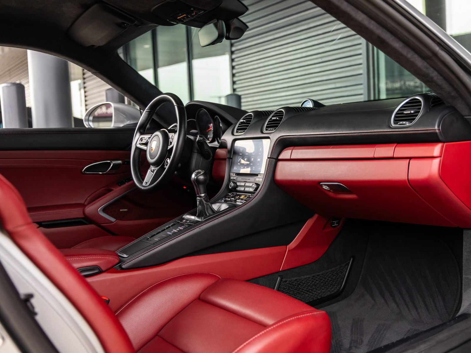 Certified 2018 Porsche 718 Cayman GTS RWD image 41