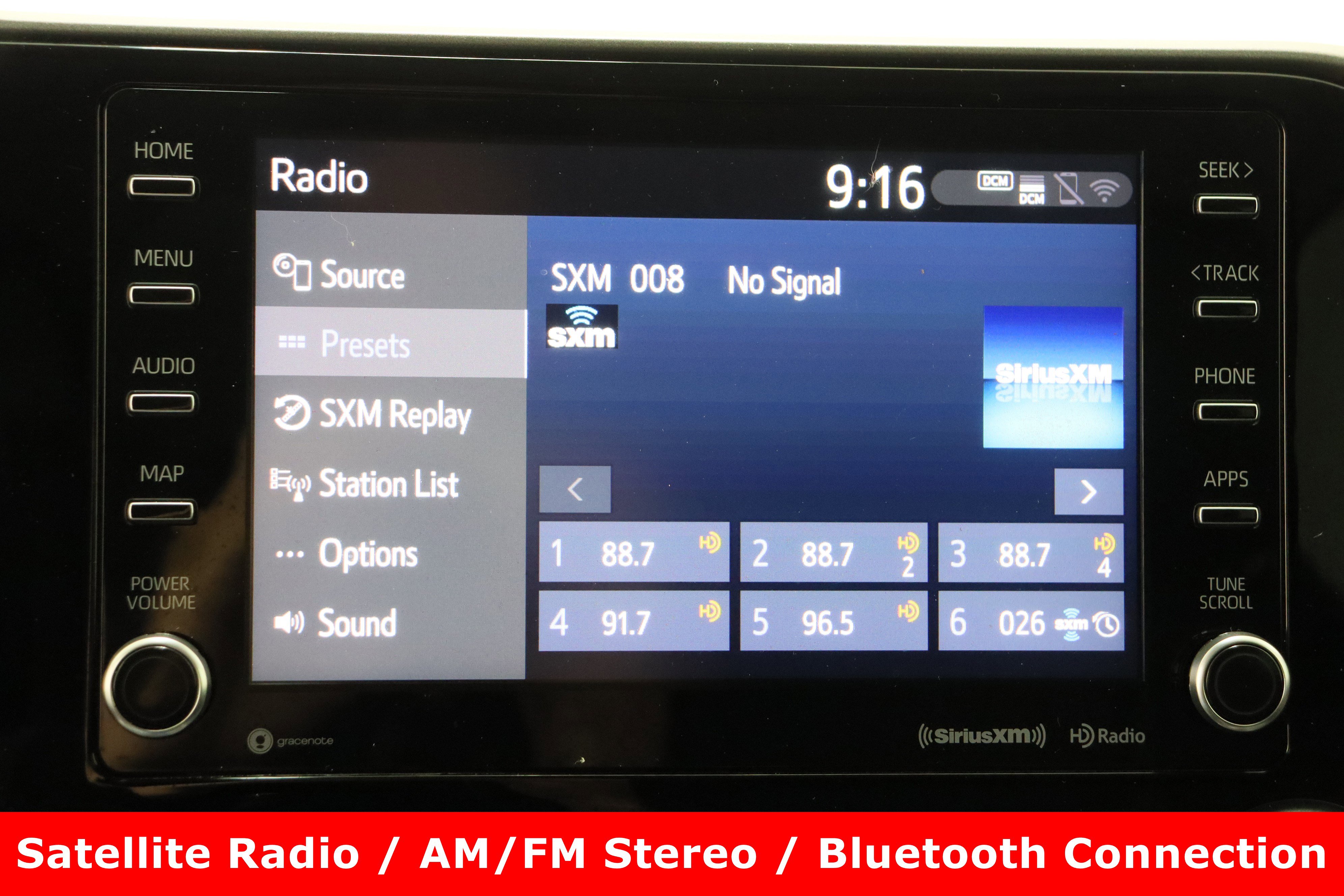 Used 2020 Toyota Highlander XLE image 19