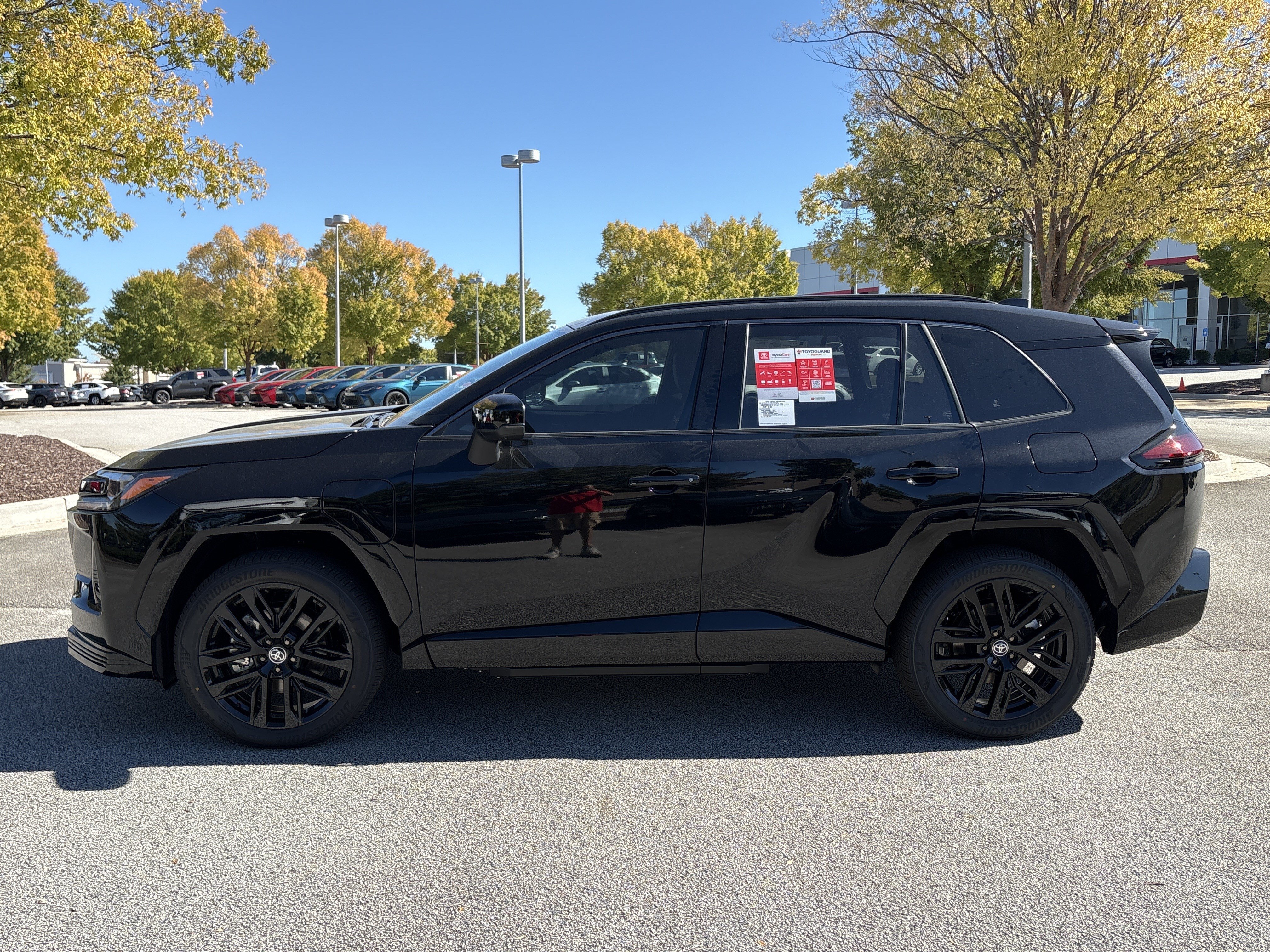 New 2026 Toyota RAV4 XSE w/ Weather Package AWD/4WD image 20
