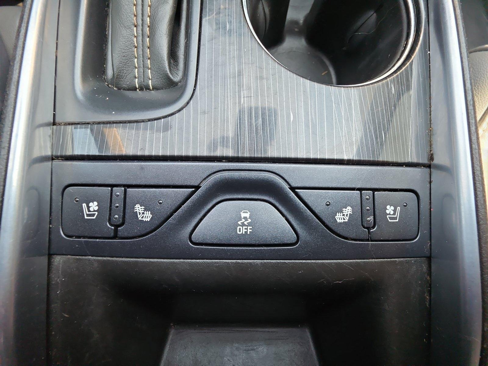 Used 2016 Chevrolet Impala LTZ w/ Enhanced Convenience Package FWD image 34