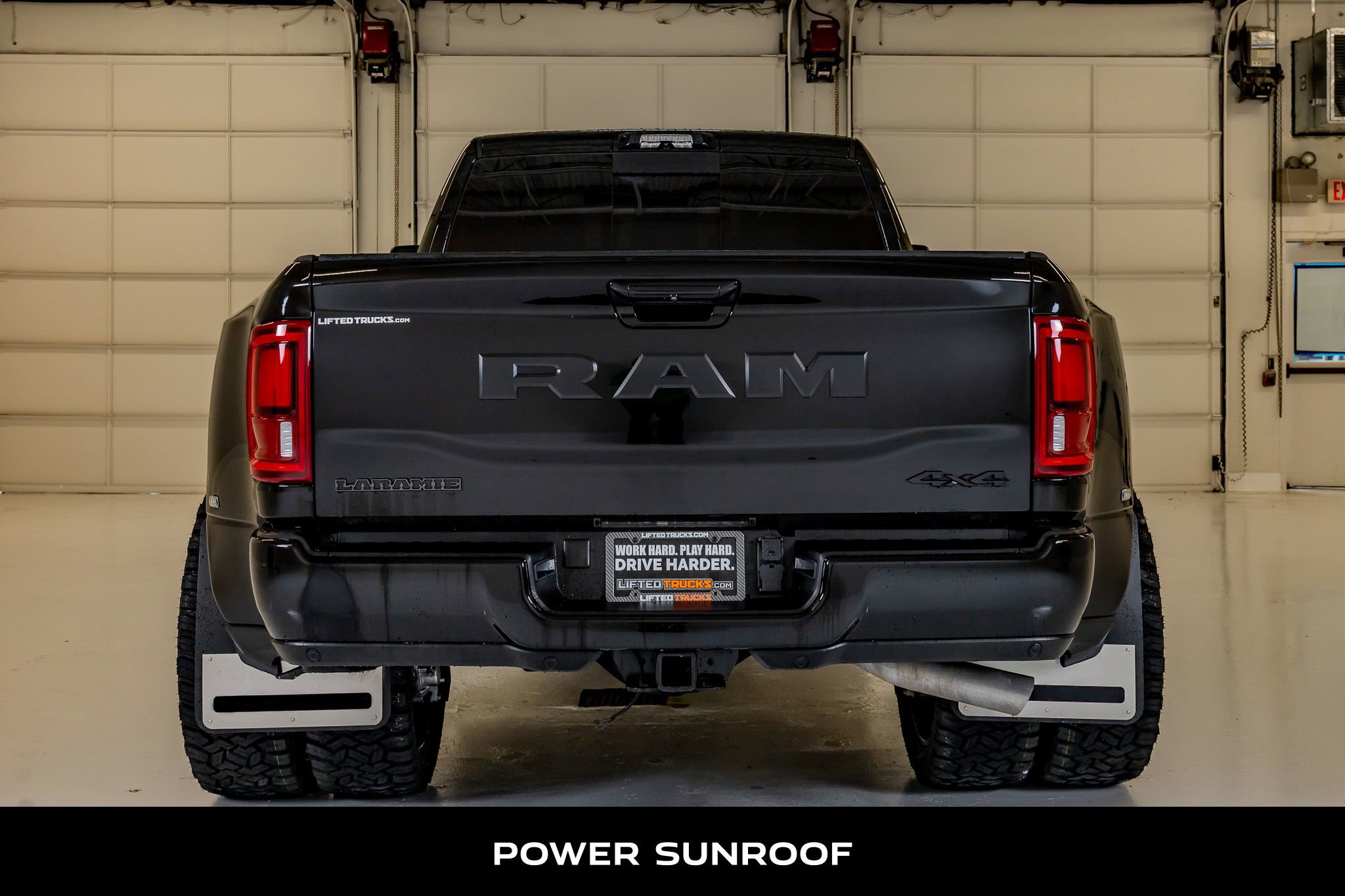 Used 2025 RAM 3500 Laramie AWD/4WD image 8