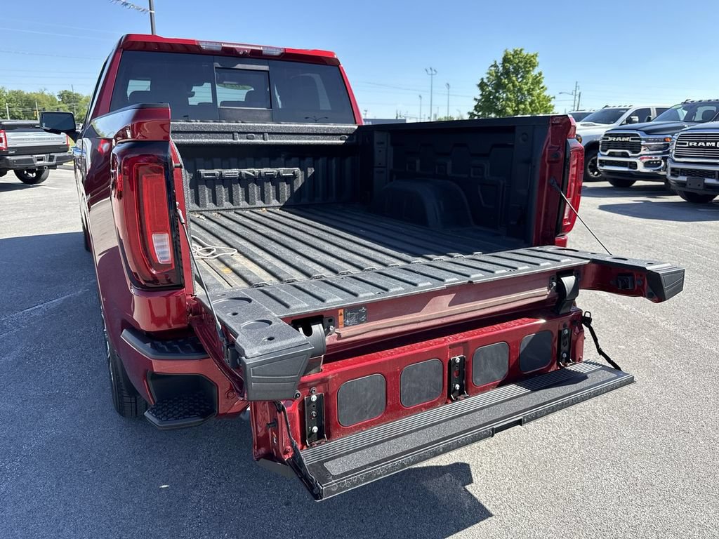 Used 2024 GMC Sierra 1500 Denali AWD/4WD image 34