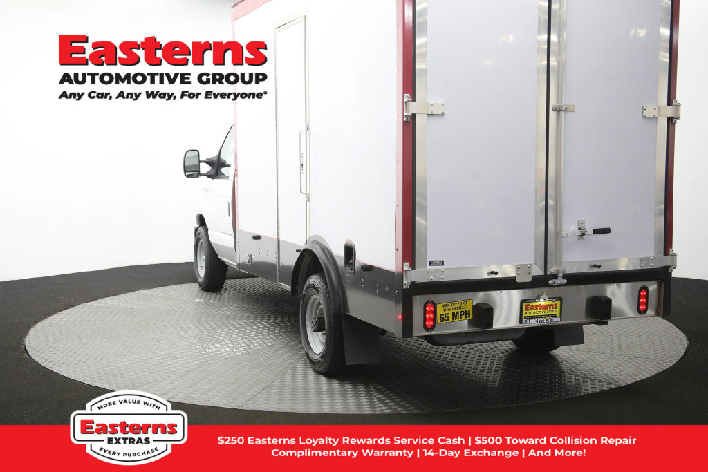 Used 2023 Ford E-350 and Econoline 350 Super Duty w/ Power Windows & Locks Group RWD image 34