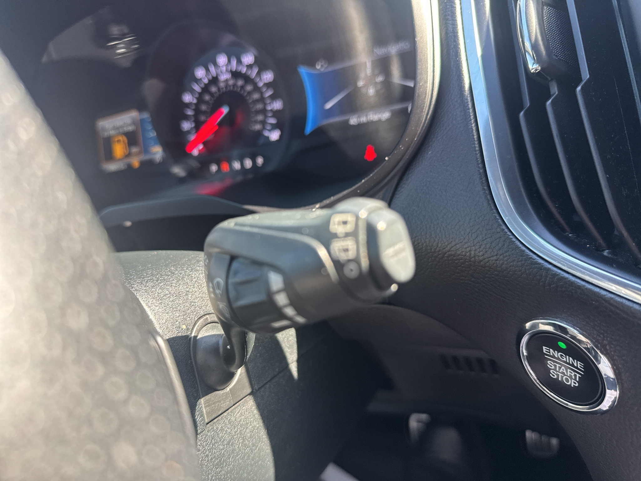 Used 2022 Ford Edge ST w/ Equipment Group 401A AWD/4WD image 14