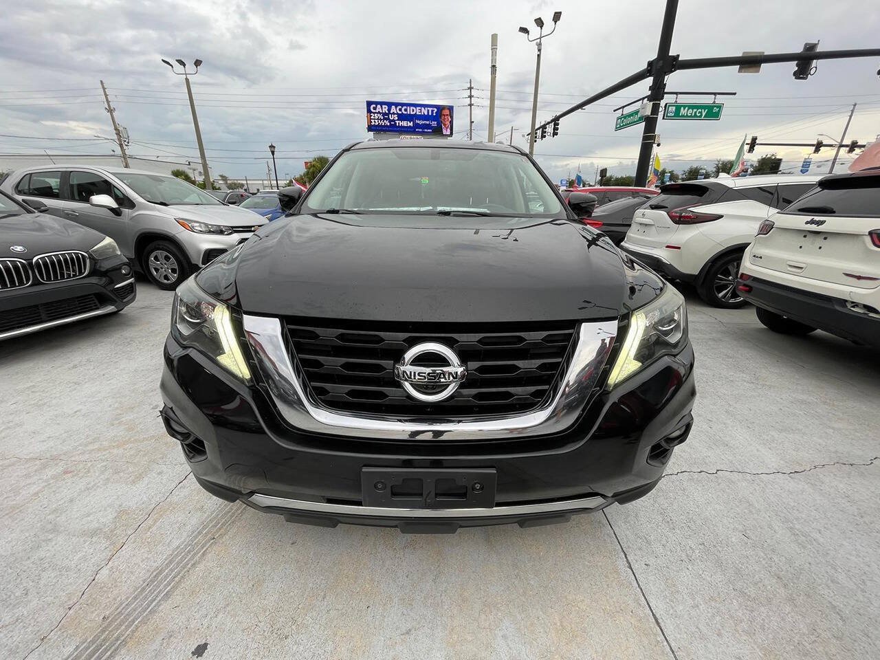 Used 2019 Nissan Pathfinder SL