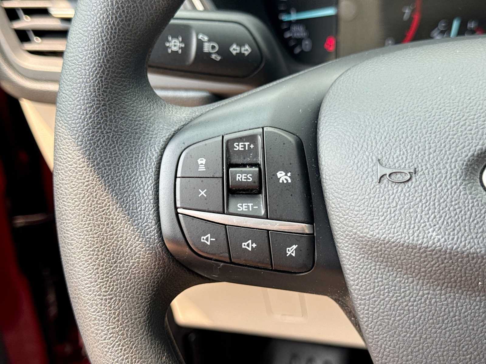 Certified 2020 Ford Escape SE FWD image 23