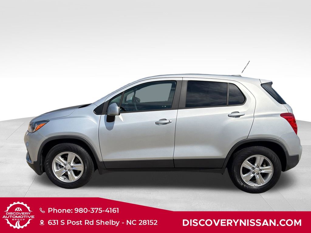 Used 2019 Chevrolet Trax LS w/ Tint and Cruise Package FWD image 13