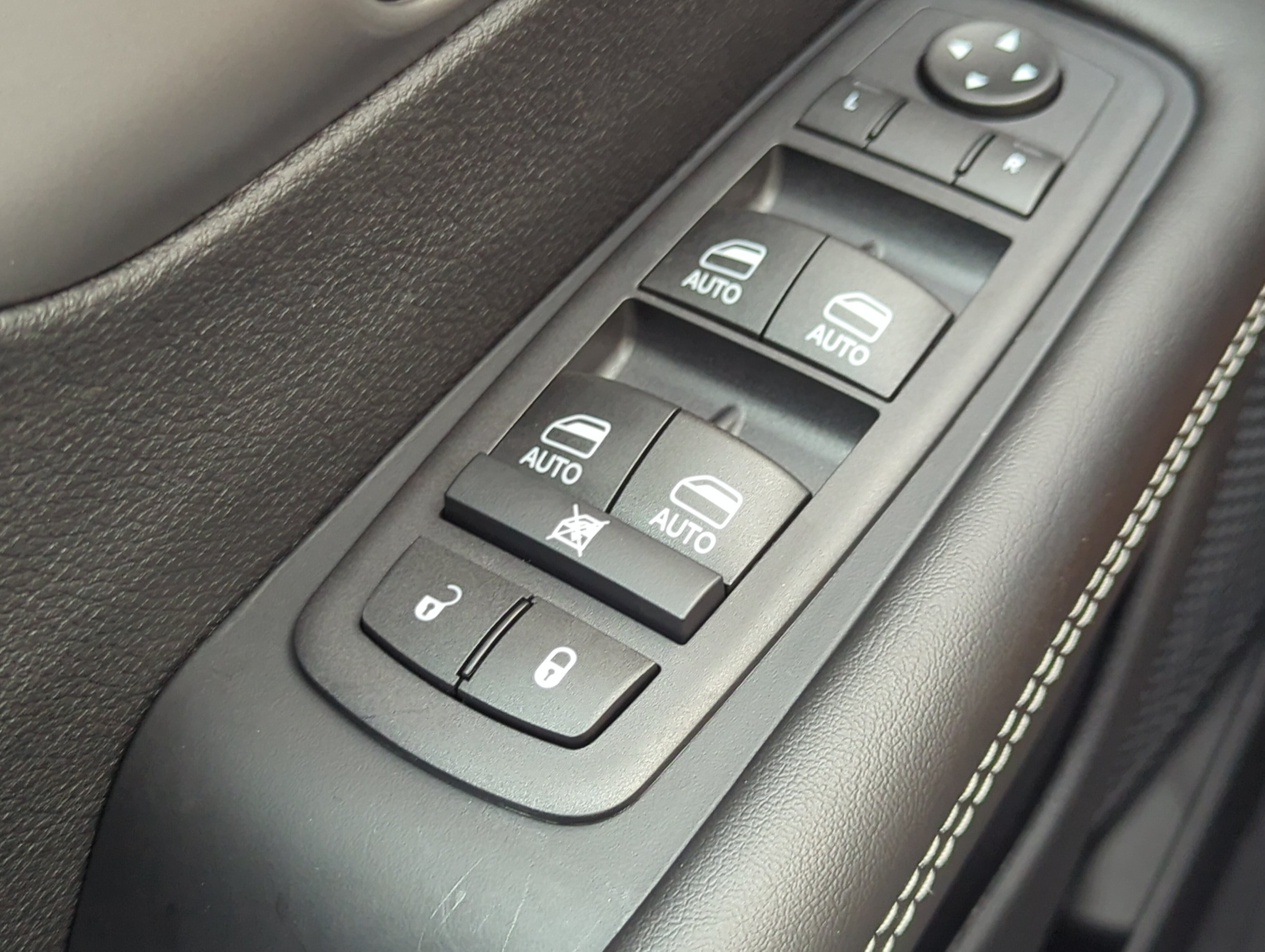 New 2027 Chrysler Pacifica LX FWD image 20