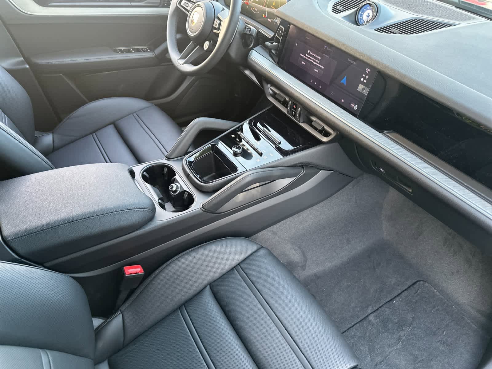 New 2026 Porsche Cayenne S AWD/4WD image 17