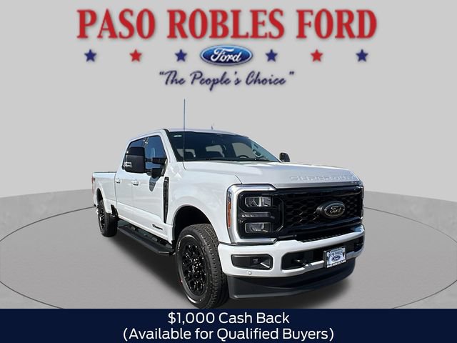 New 2026 Ford F350 Lariat w/ Black Appearance Package
