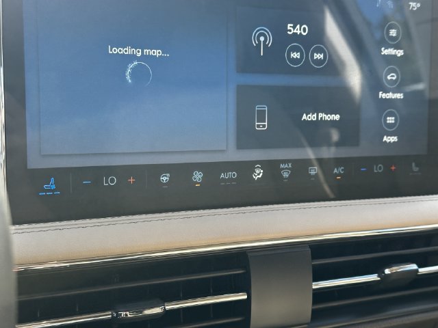 Certified 2023 Lincoln Corsair AWD w/ Equipment Group 101A image 23
