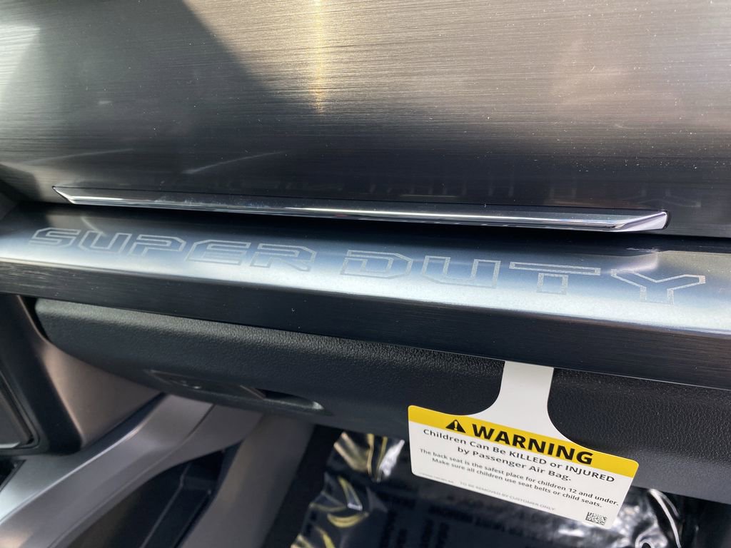 New 2025 Ford F250 Lariat w/ Lariat Ultimate Package image 43