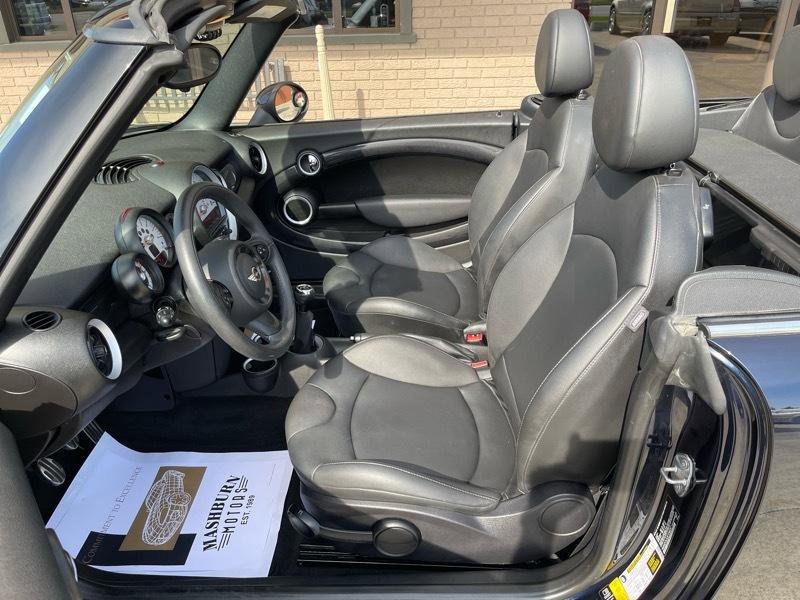 Used 2014 MINI Cooper S FWD image 25