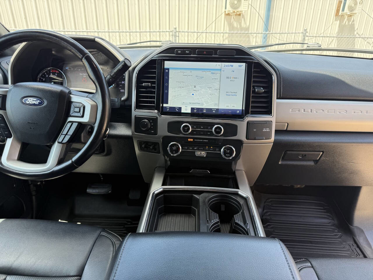 Used 2022 Ford F250 Lariat image 27