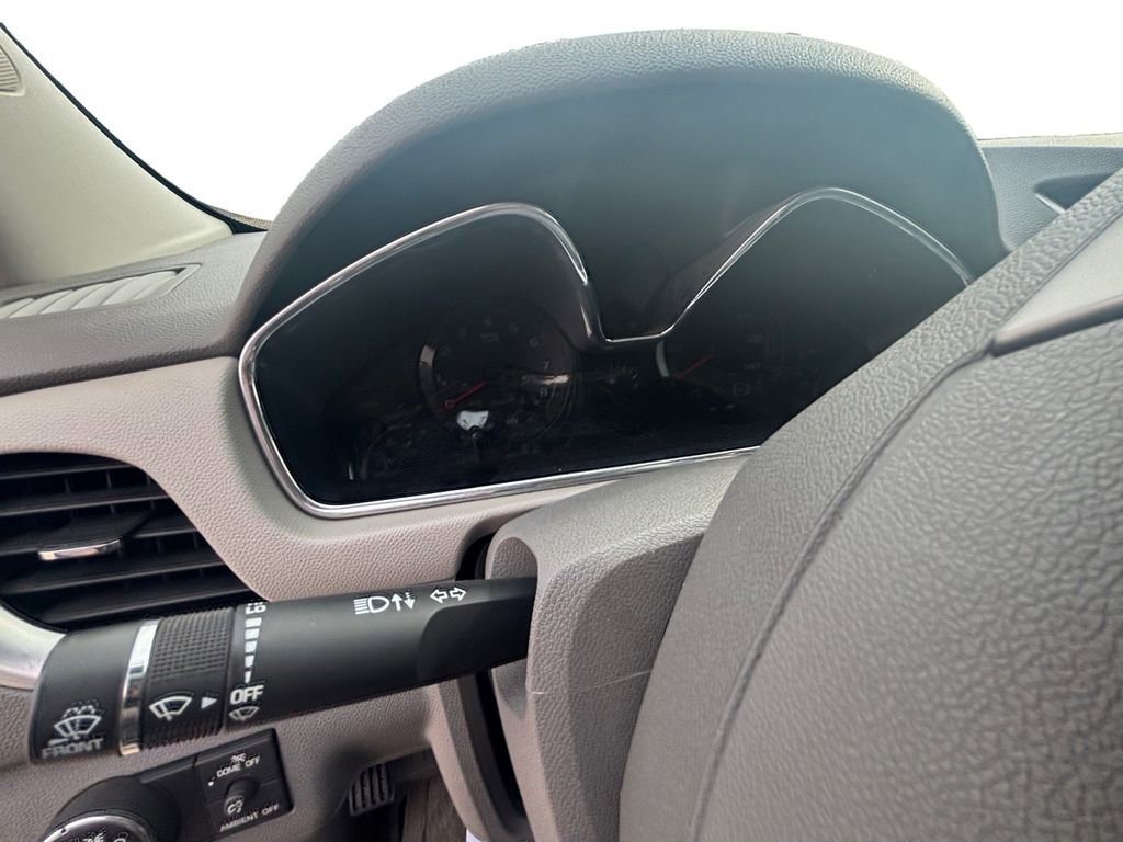 Used 2016 Chevrolet Traverse LT image 25
