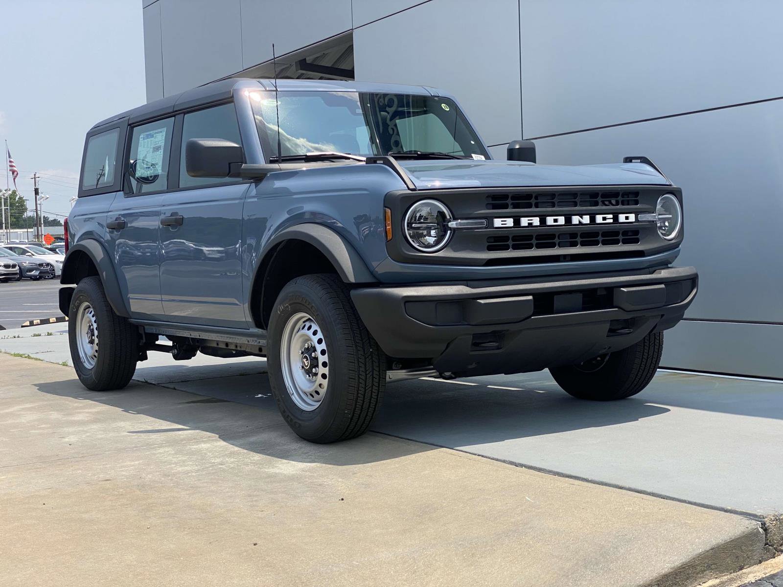 New 2025 Ford Bronco 4-Door
