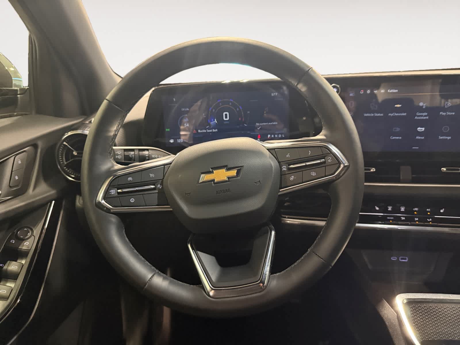 Used 2025 Chevrolet Equinox LT FWD image 12