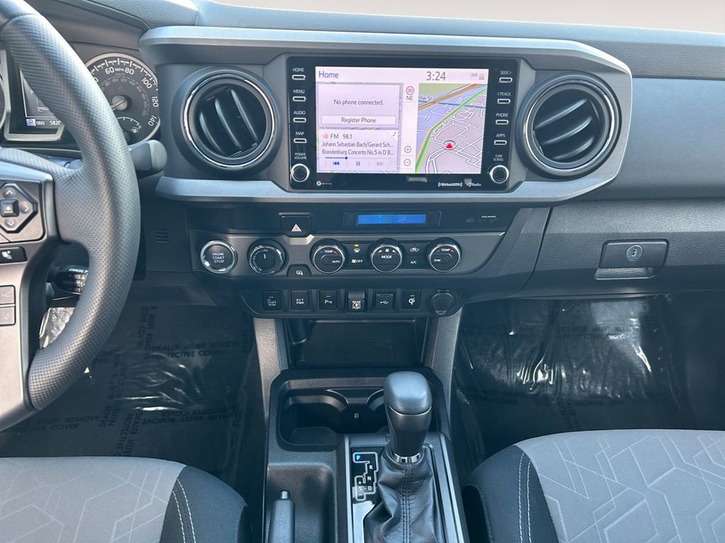 Used 2022 Toyota Tacoma TRD Off-Road w/ Technology Package AWD/4WD image 12