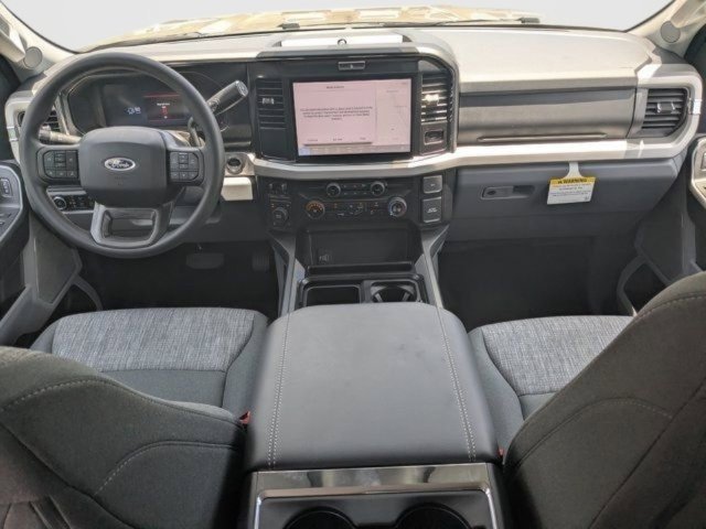 New 2026 Ford F350 XLT w/ XLT Premium Package AWD/4WD image 17