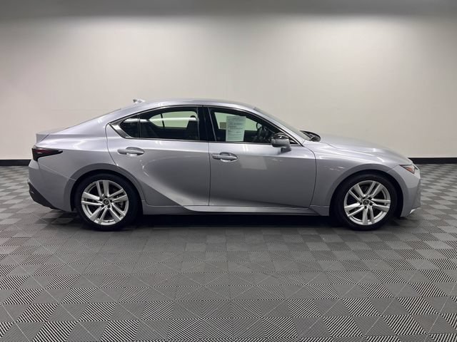 Certified 2022 Lexus IS 300 w/ Accessory Package RWD image 4