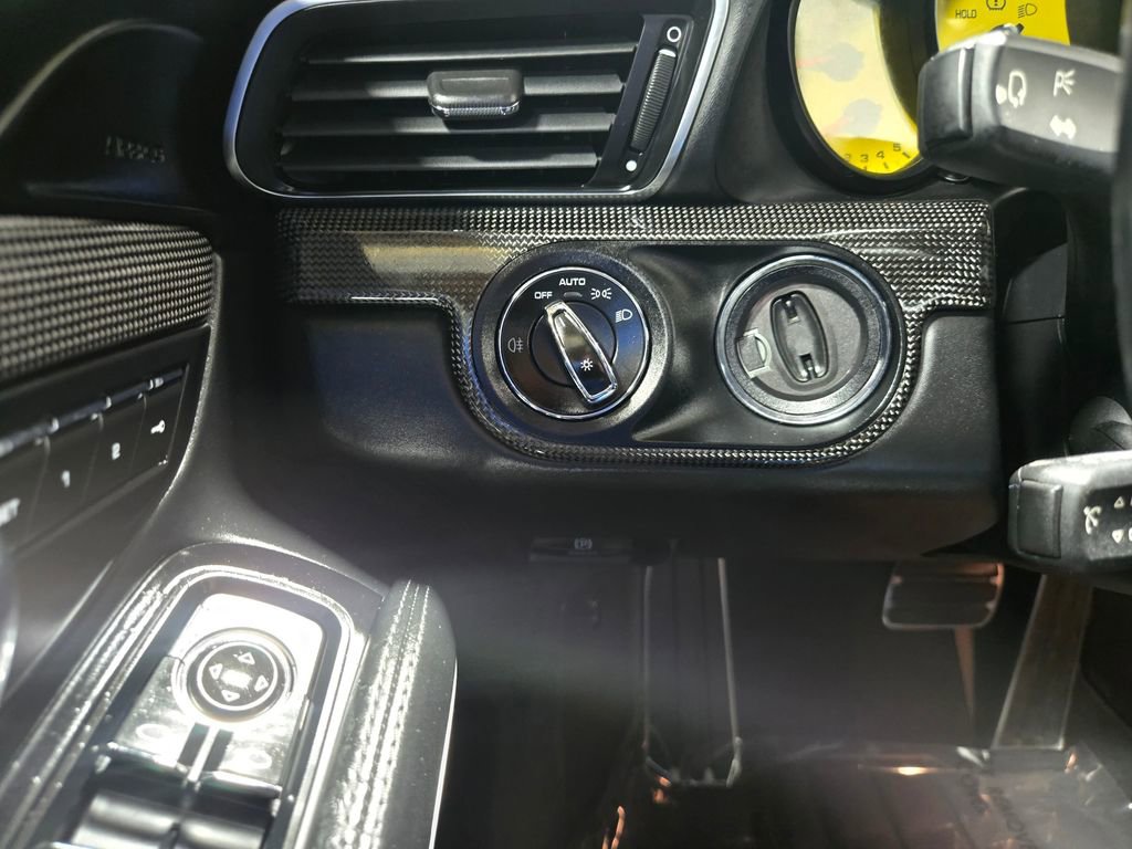 Used 2017 Porsche 911 Carrera 4S image 18