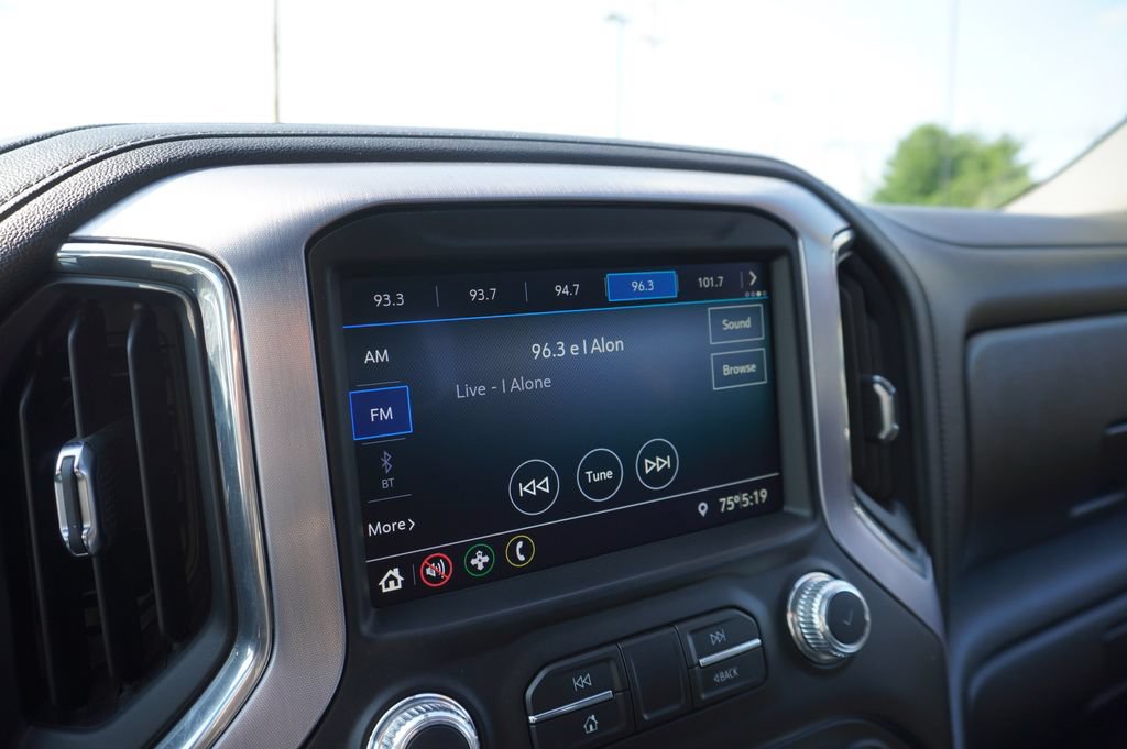 Used 2020 GMC Sierra 1500 Elevation w/ Elevation Value Package AWD/4WD image 16