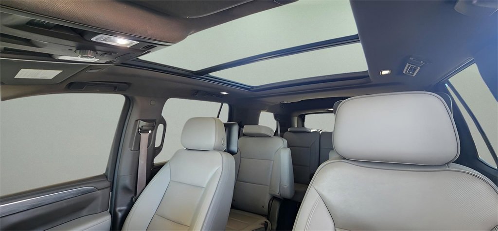 Used 2023 GMC Yukon SLT image 14